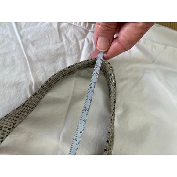 Elliott Lucca Gray Snakeskin print leather Crossbody Purse with chain - Picture 7 of 16